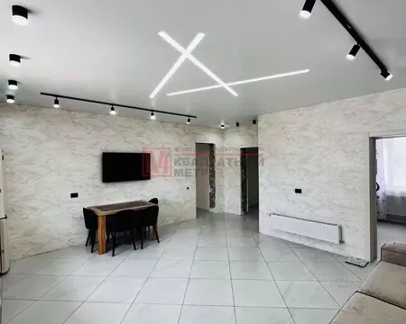 Коттедж в Белгородская область, Старый Оскол пер. 1-й Сосенки, 9 (140 ...