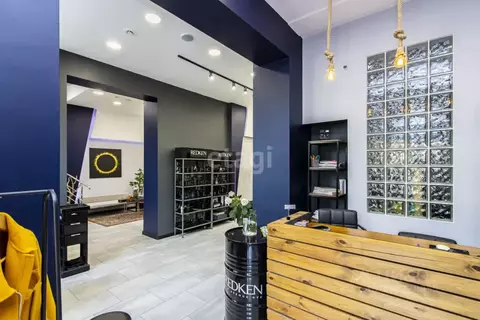 Помещение свободного назначения в Тюменская область, Тюмень ул. ...