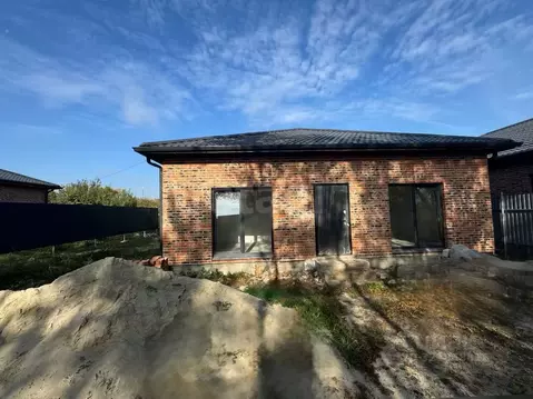 Дом в Ростовская область, Азовский район, Обильненское с/пос, пос. ...