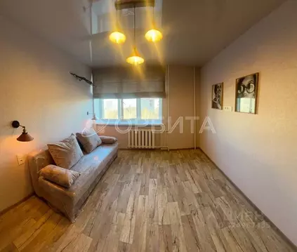 Комната Тюменская область, Тюмень ул. Республики, 212 (17.5 м)