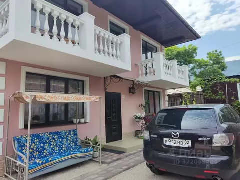 Дом в Крым, Алушта муниципальный округ, Партенит пгт ул. Победы, 7 (80 ...