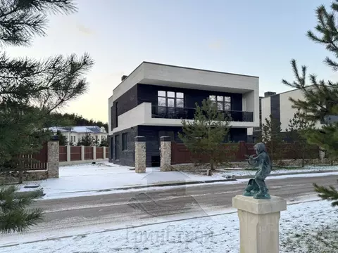 Коттедж в Московская область, Наро-Фоминский городской округ, д. ...