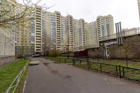 Комната Санкт-Петербург просп. Героев, 26к2 (35.0 м)