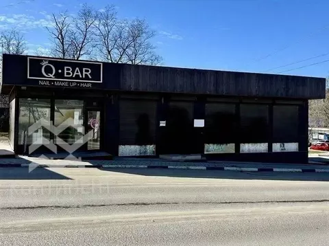 Торговая площадь в Крым, Черноморское пгт ул. Димитрова, 2А (124 м)