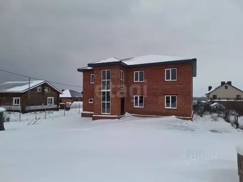 Дом в Башкортостан, Уфимский район, Таптыковский сельсовет, с. ...