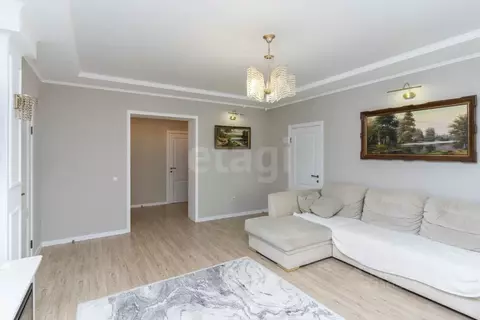 3-к кв. Тюменская область, Тюмень 6-й мкр, ул. Валерии Гнаровской, ...