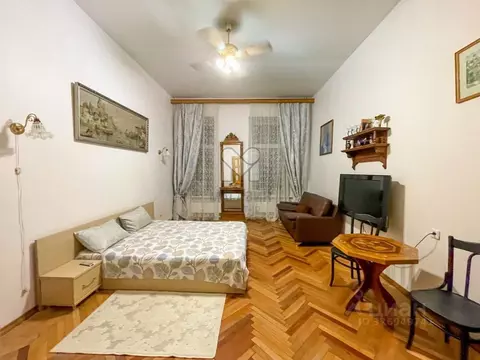 2-к кв. Санкт-Петербург Верейская ул., 13А (75.0 м)