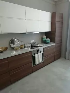 Продается 2-комнатная квартира