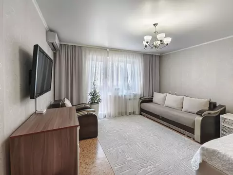 1-к кв. Тюменская область, Тюмень ул. Муравленко, 35 (38.3 м)