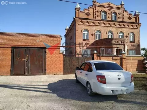 Дом в посёлок городского типа Смышляевка, Комсомольская улица, 90 (400 ...