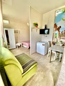 1-к кв. Крым, Судак ул. Нахимова, 13 (25.0 м)