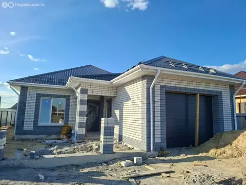 Дом в Ялуторовск, улица Антонова, 4 (100 м)