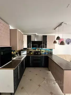 3-к кв. Краснодарский край, Новороссийск просп. Ленина, 99 (78.3 м)