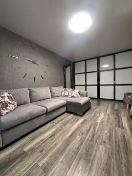 2-к кв. Свердловская область, Екатеринбург Вторчермет жилрайон, пер. ...