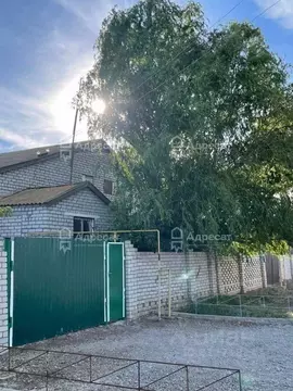 Дом в Волгоградская область, Светлоярский район, с. Цаца Продольная ...