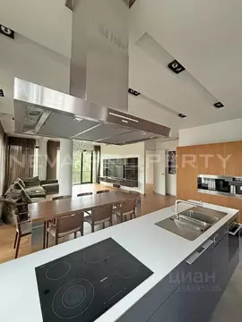3-к кв. Санкт-Петербург наб. Мартынова, 74Б (147.5 м)
