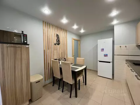 3-к кв. Свердловская область, Екатеринбург ул. Рощинская, 46 (84.7 м)