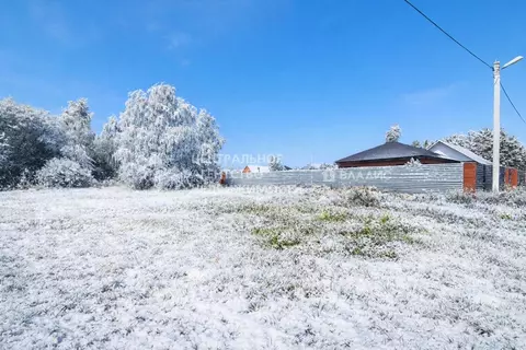 Участок в Рязанская область, Рязанский район, Дубровическое с/пос, с. ...