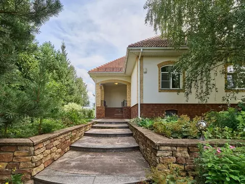 Дом в Московская область, Дмитровский муниципальный округ, д. Акишево ...