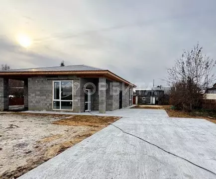 Дом в Тюменская область, Тюмень Якорь садовое товарищество, ул. ...