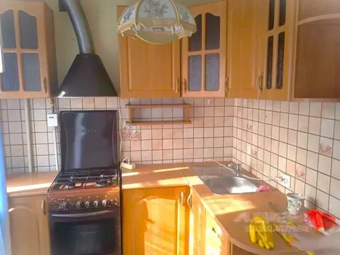 3-к кв. Омская область, Омск Городок Нефтяников мкр, ул. 50 лет ...