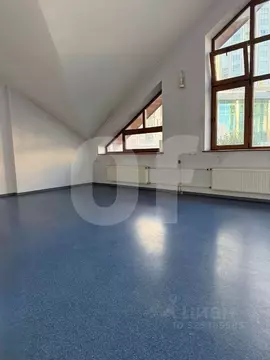 Офис в Москва Космодамианская наб., 52С1 (601 м)