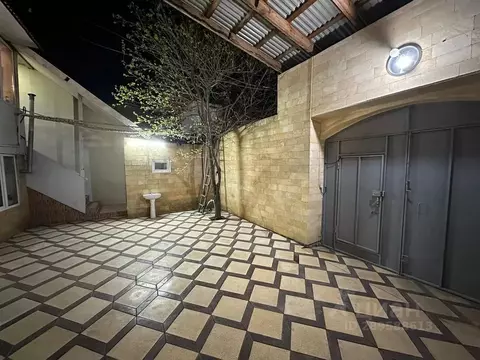 Дом в Дагестан, Дербент ул. Мазахира Рзаева, 64 (100 м)