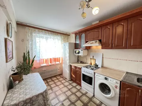 3-к кв. Брянская область, Брянск ул. Молодой Гвардии, 58к2 (63.0 м)