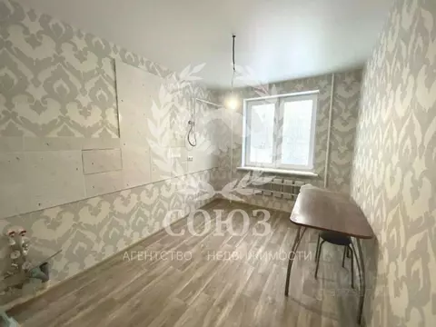 3-к кв. Калужская область, Калуга Анненки мкр, ул. Вишневского, 31 ...