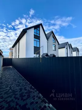 Коттедж в Крым, Евпатория городской округ, Заозерное пгт ул. ...