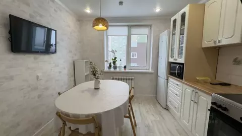 2-к кв. Татарстан, Казань ул. Тансык, 13 (61.0 м)