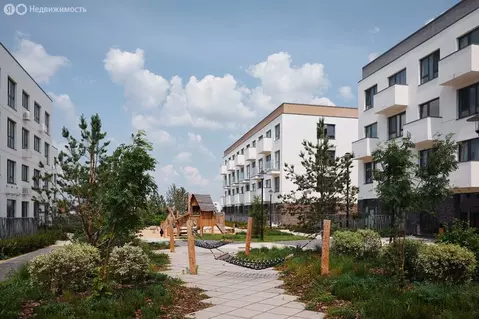 1-комнатная квартира: Тюмень, Стройотрядовская улица, 10 (63.9 м)