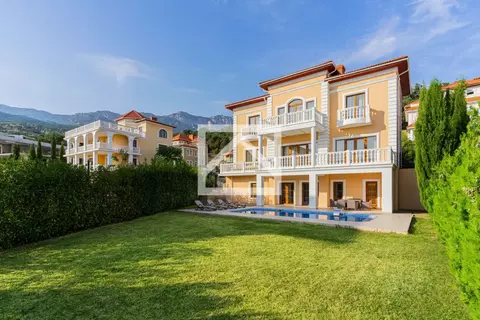 Дом в Крым, Ялта муниципальный округ, Симеиз пгт ул. Михаила Баранова ...