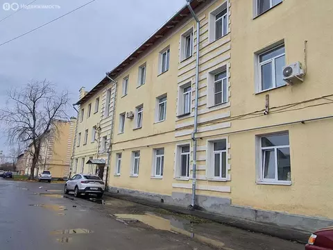 3-комнатная квартира: Каменск-Уральский, Уральская улица, 20 (83.9 м)