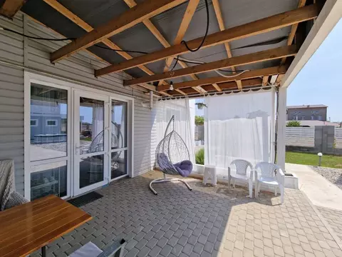 Дом в Крым, Сакский район, с. Молочное ул. Вольная, 15 (60 м)