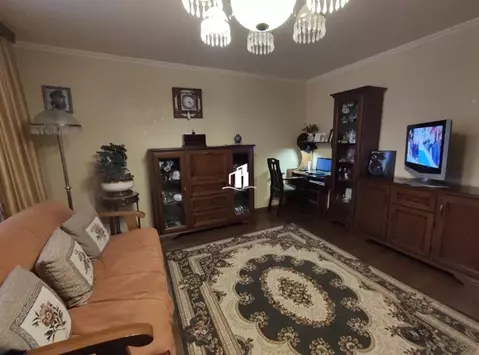 Продается 2-комнатная квартира