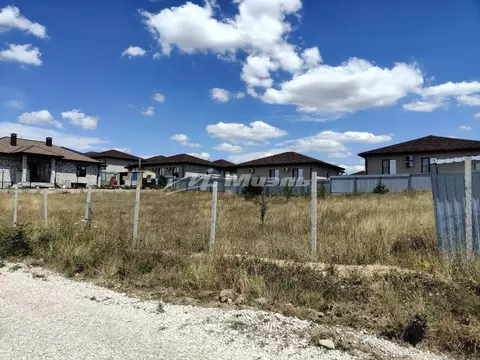 Участок в Крым, Симферопольский район, с. Мирное ул. Процветания, 3 ...