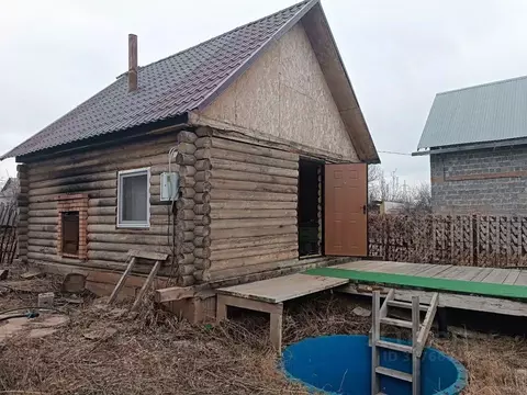 Дом в Оренбургская область, Оренбургский район, Ленинский сельсовет, ...