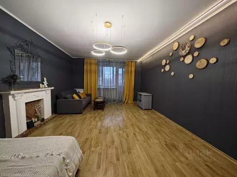 3-к кв. Самарская область, Самара Ленинская ул., 202 (125.0 м)