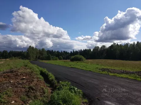 Участок в Московская область, Дмитровский муниципальный округ, д. ...