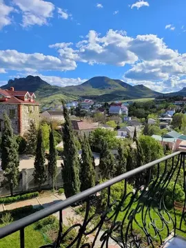 Дом в Крым, Феодосия муниципальный округ, Коктебель пгт пер. Серова, ...