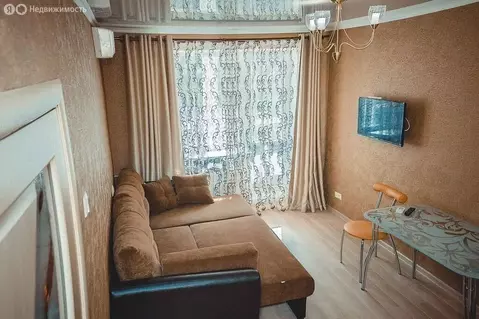 1-комнатная квартира: Симферополь, улица Тренёва, 2 (32 м)