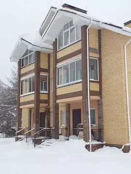 Таунхаус в Москва д. Ширяево, ул. Озерная, 59к1 (154 м)