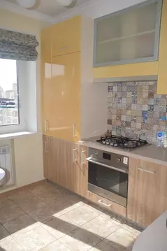 3-к кв. Саратовская область, Саратов ул. Имени А.И. Хользунова, 40/42 ...