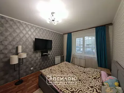 2-к кв. Курская область, Курск просп. Вячеслава Клыкова, 52 (54.6 м)