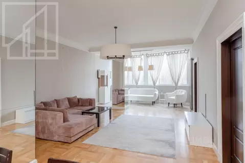 3-к кв. Москва Мичуринский просп., 6к3 (140.0 м)