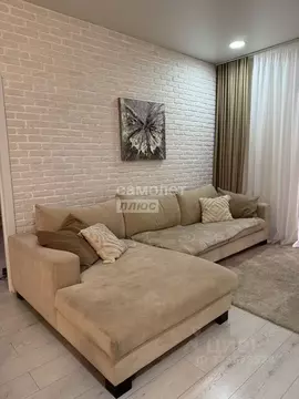 2-к кв. Челябинская область, Челябинск ул. Братьев Кашириных, 124 ...