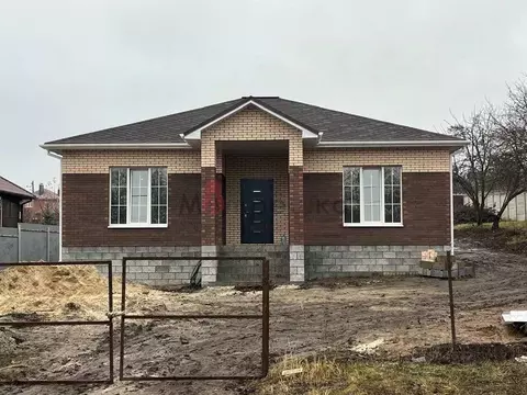 Дом в Белгородская область, Яковлевский муниципальный округ, Красный ...