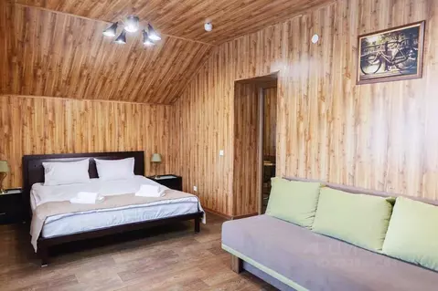 Комната Красноярский край, Красноярск Биатлонная ул., 10 (42.0 м)