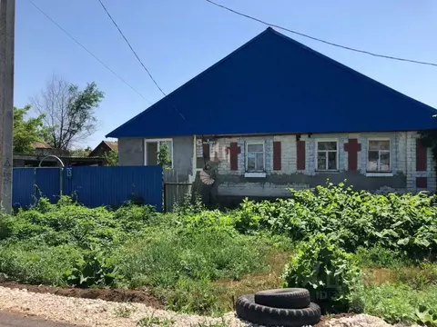 Дом в Саратовская область, Энгельсский район, с. Красный Яр ул. Мира, ...